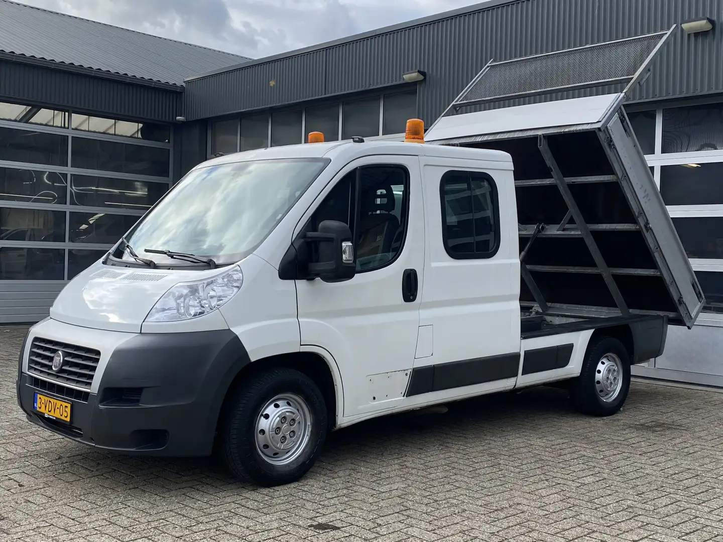 Fiat Ducato 35L 3.0 CNG benzine Aardgas Kipper  Loopt op 3 Cil Wit - 2