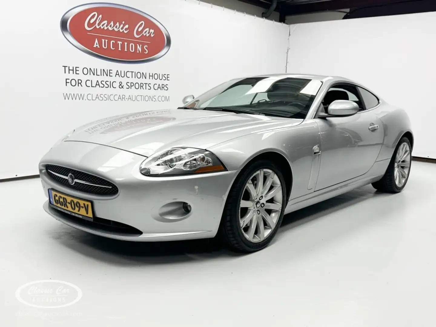 Jaguar XK 4.2 - ONLINE AUCTION Grijs - 1