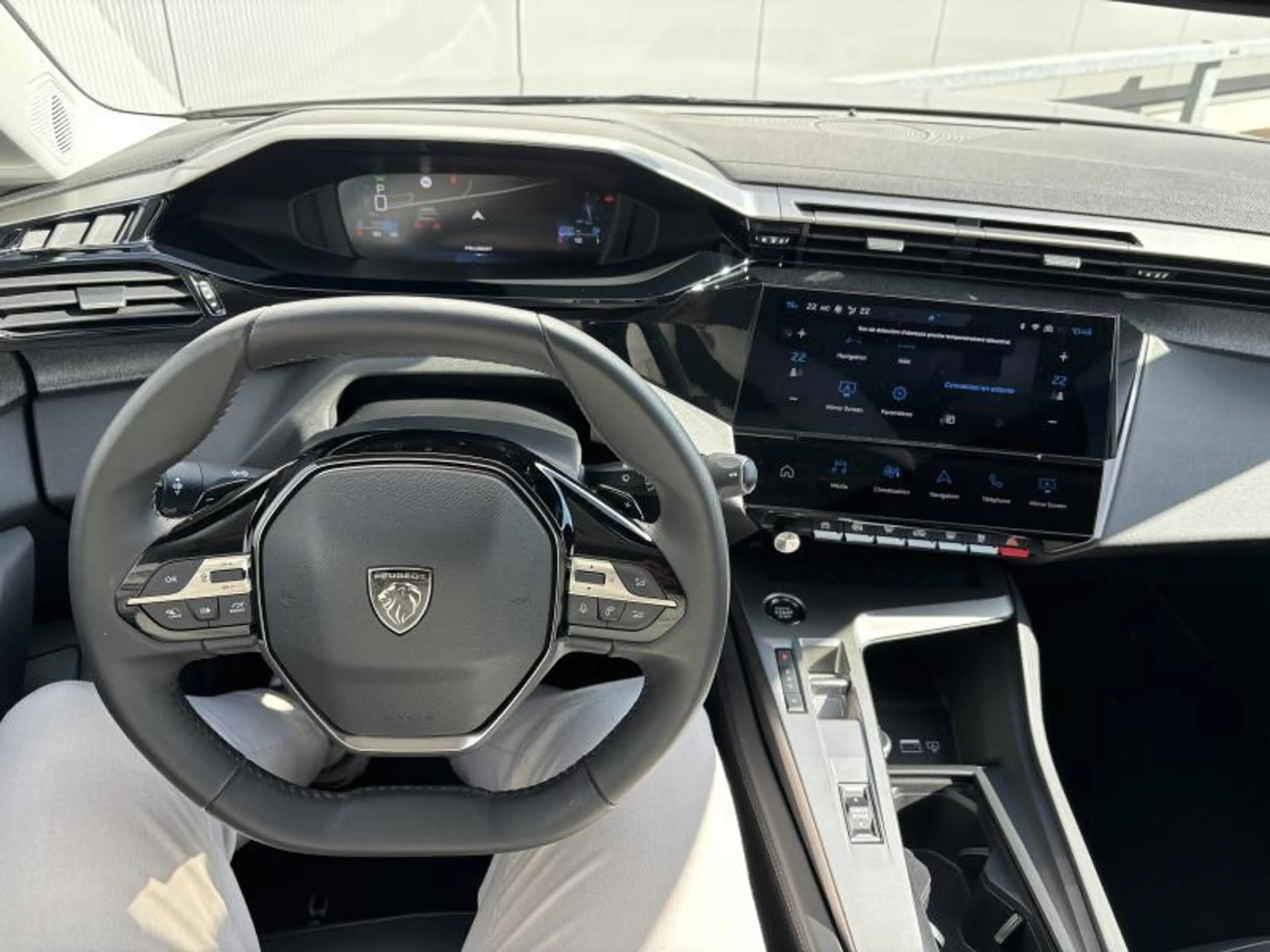 Peugeot 308 ALLURE 1.2 TURBO 130 EAT8 — photo 10