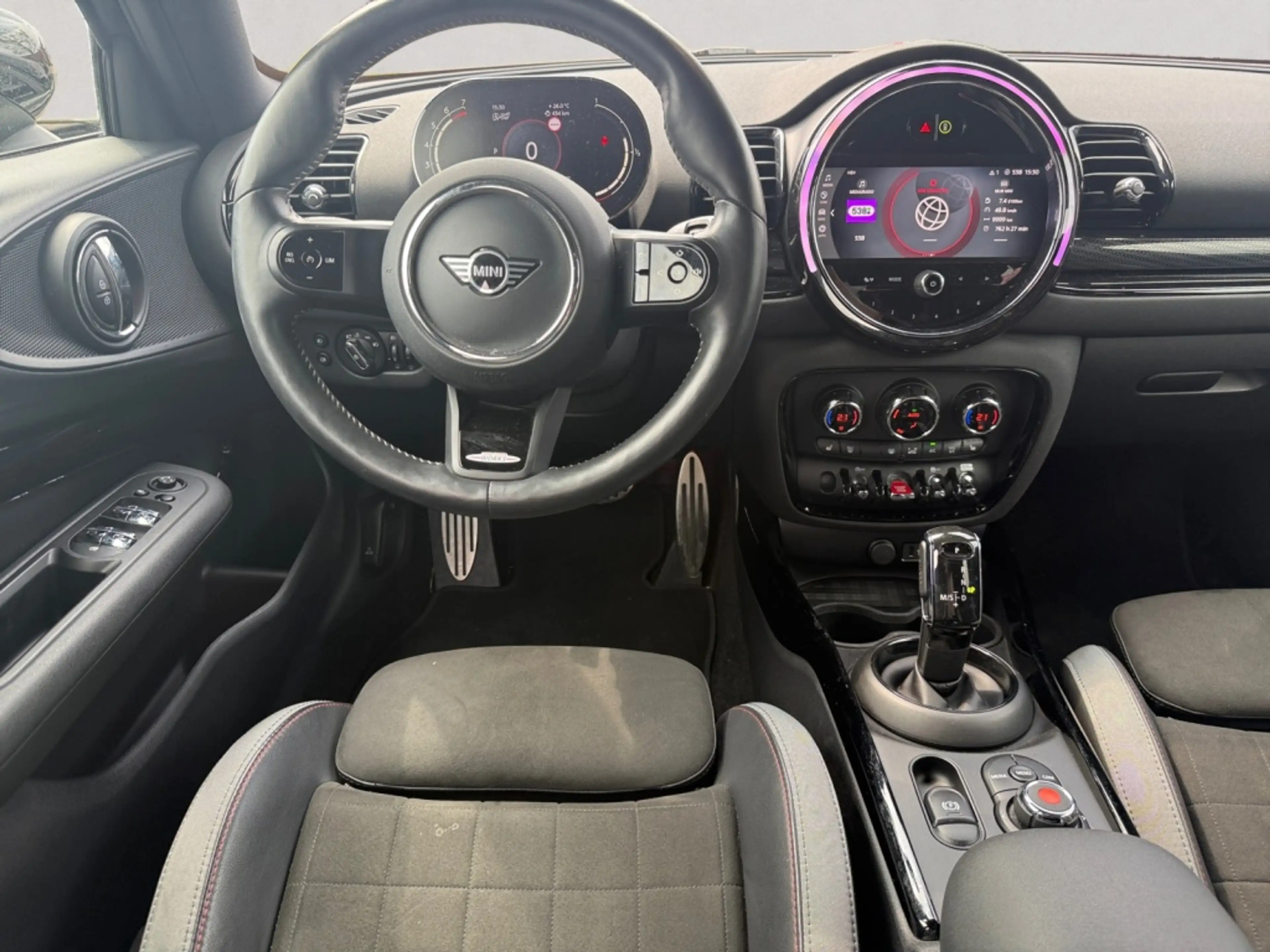 MINI John Cooper Works Clubman 1.5 JCW — photo 2