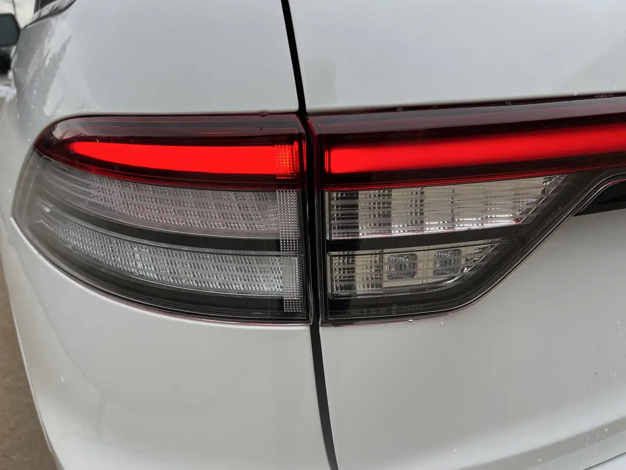 Lincoln Aviator снимка Lincoln Aviator