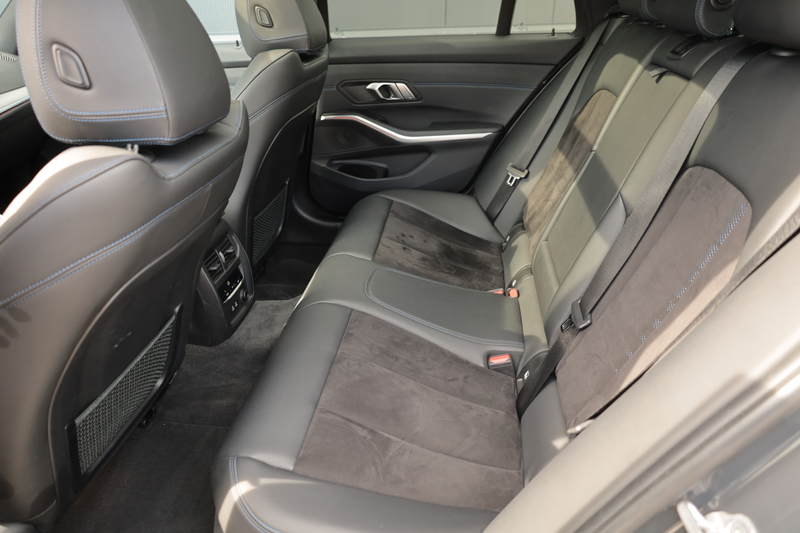 BMW 340 3-serie Touring M340i xDrive — photo 10