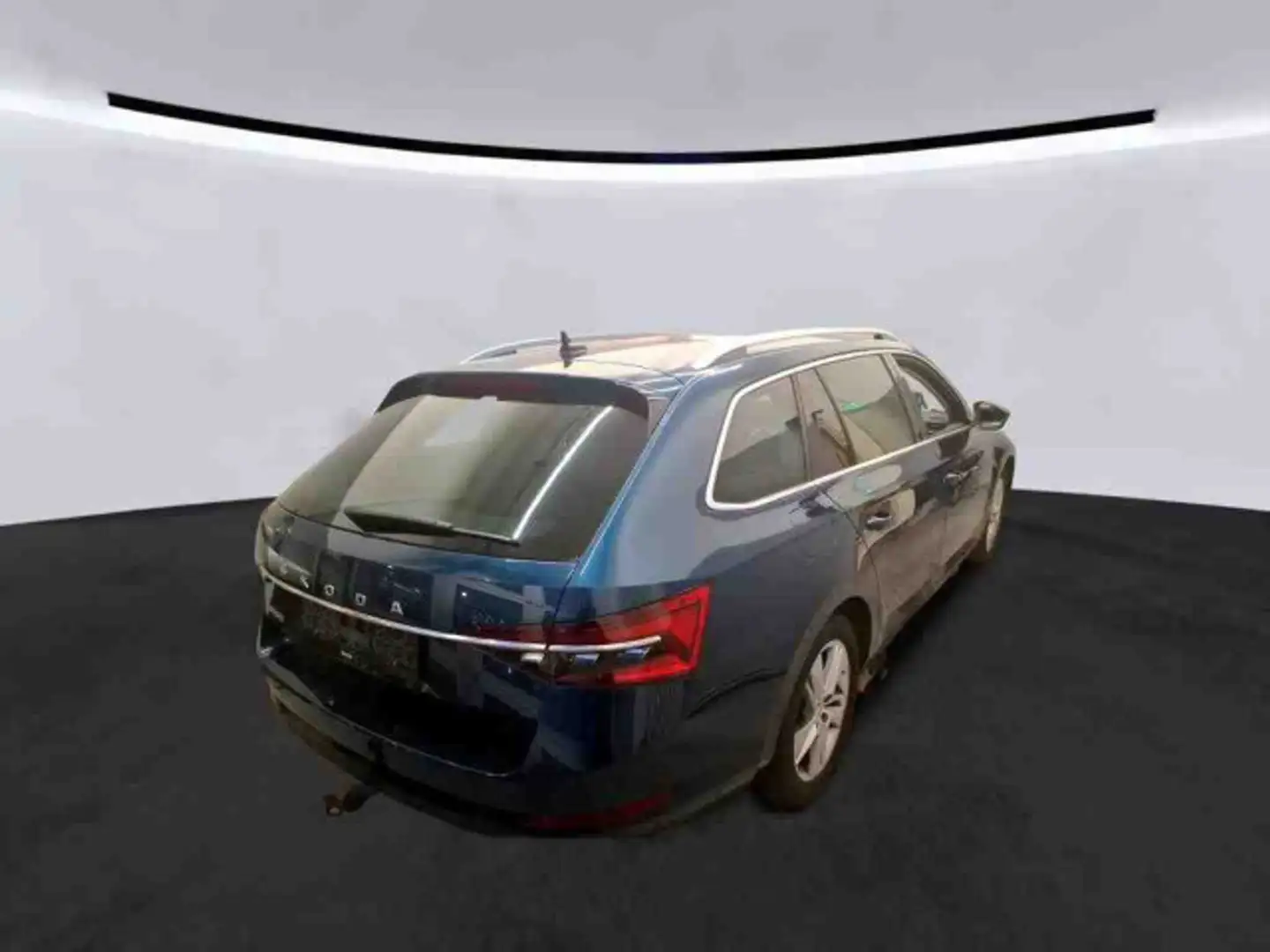 Skoda Superb Combi Style 2.0 TDI DSG LED Navi RFK AHK Blau - 2