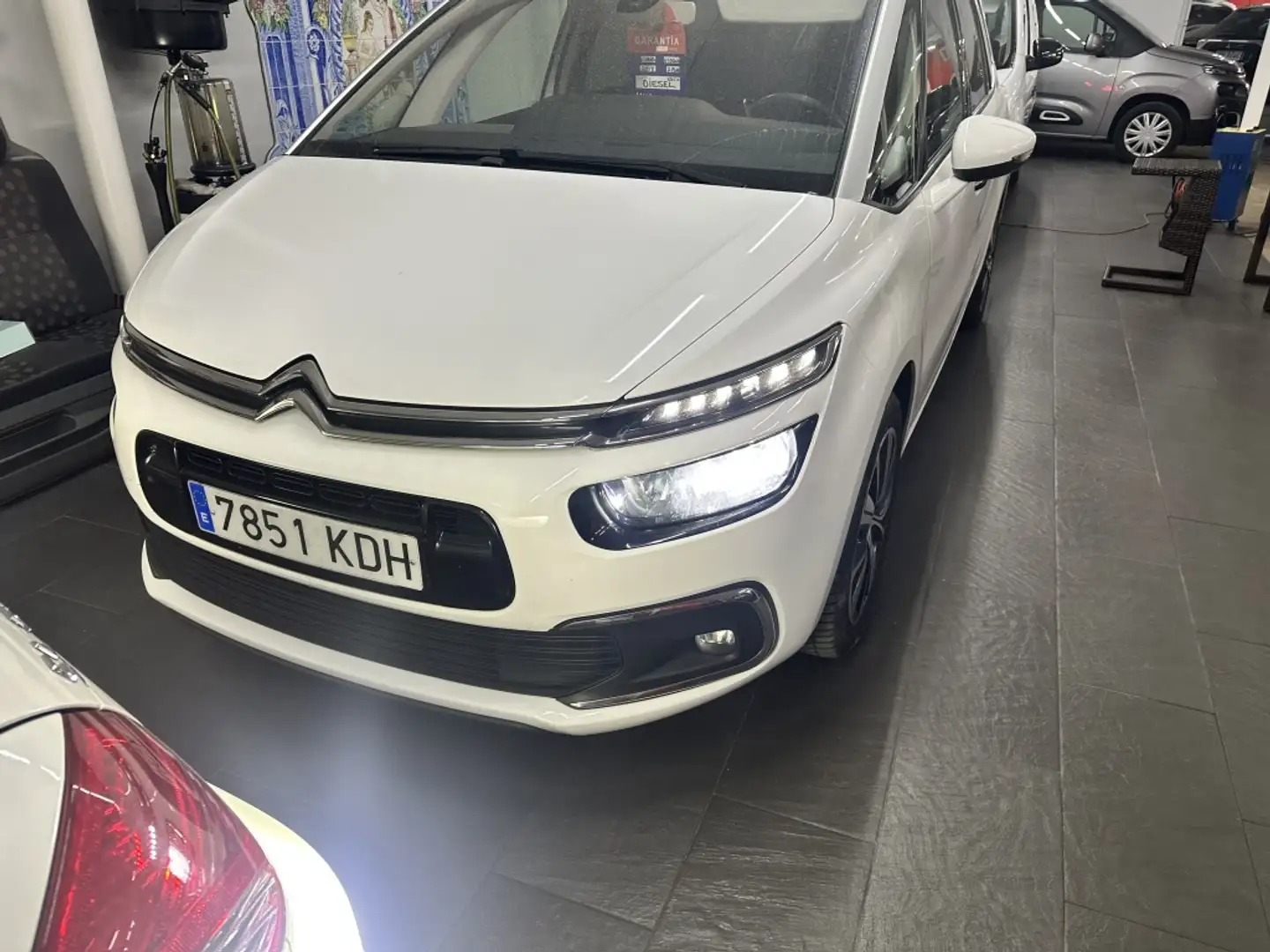 Citroen C4 Grand Picasso 1.6BlueHDI Feel EAT6 120 Blanc - 1
