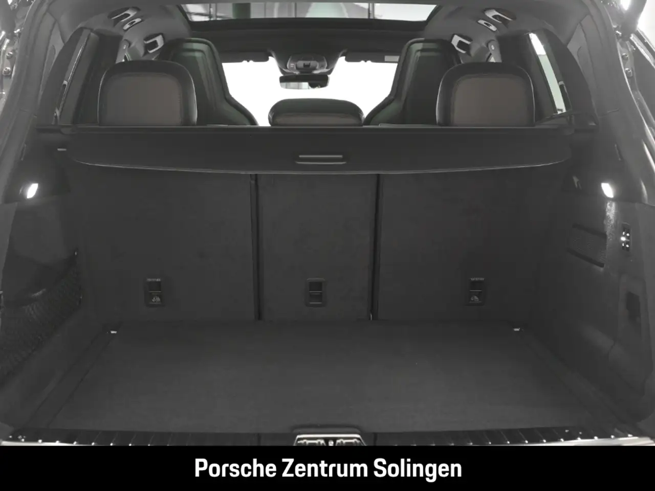 Porsche Cayenne Black Edition Beifahrer Bose Keyless Pano Matrix 9