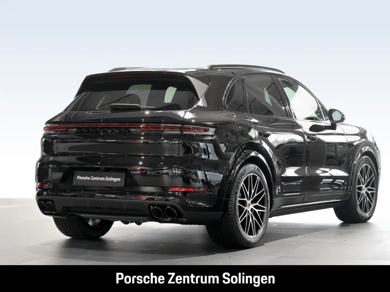 Porsche Cayenne Black Edition Beifahrer Bose Keyless Pano Matrix 4