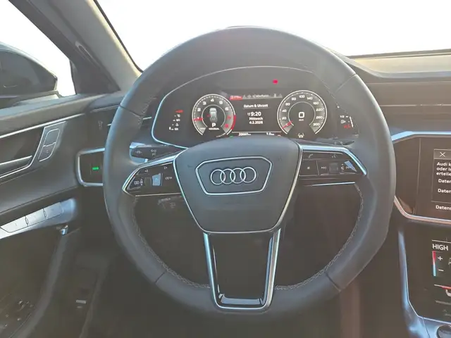 Audi A6 view 13
