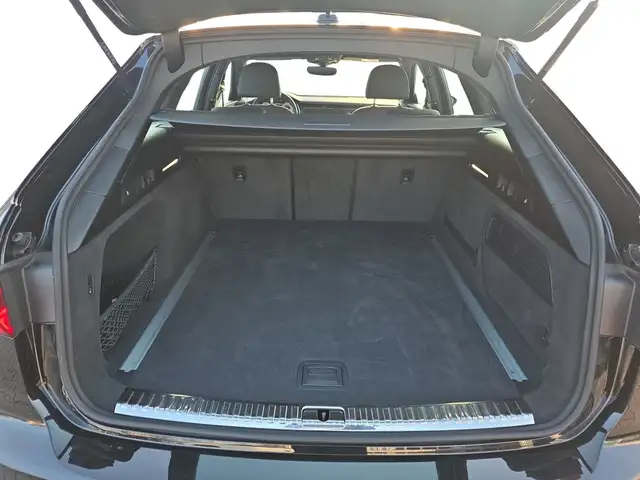 Audi A6 view 14