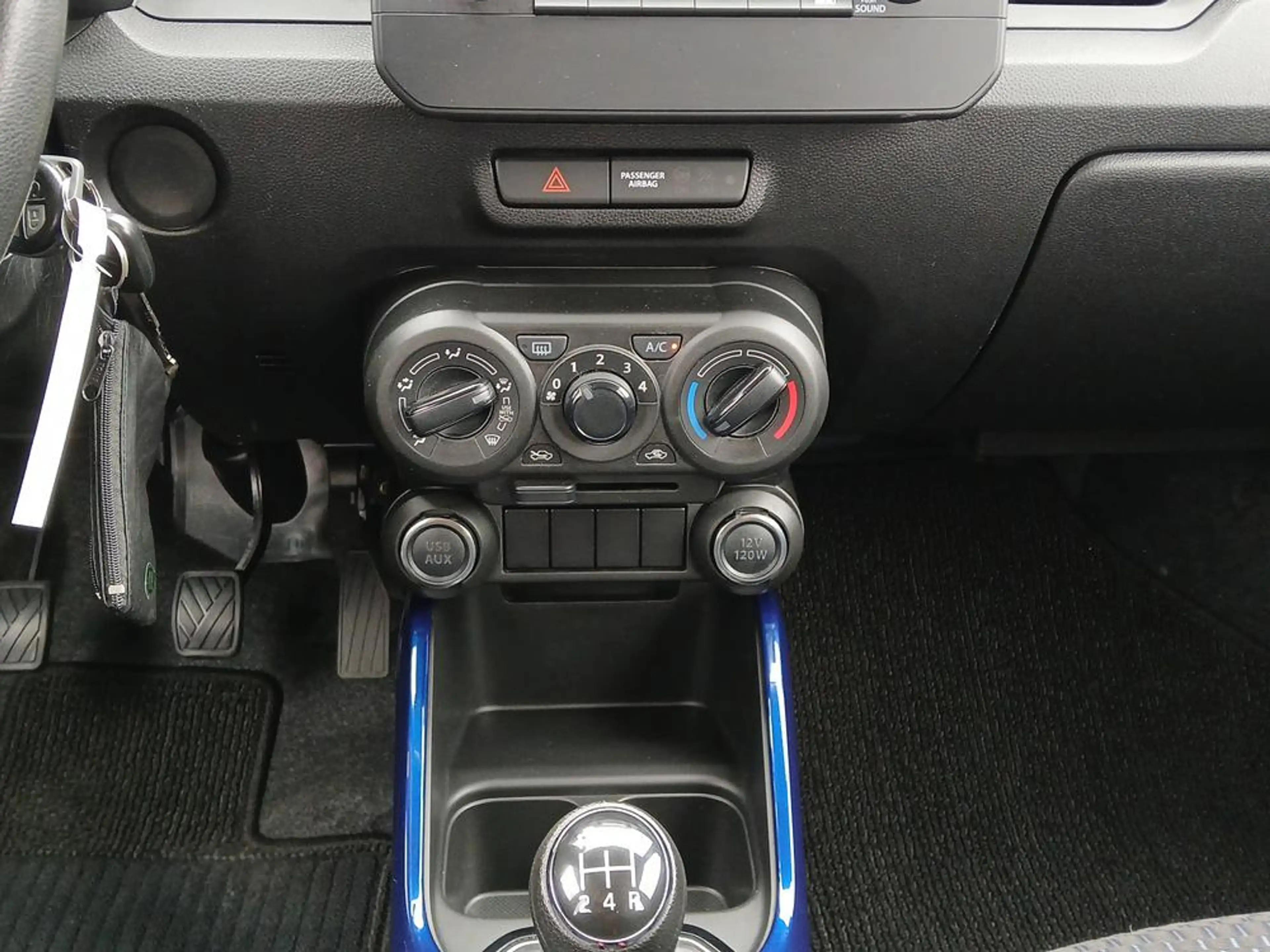 Suzuki Ignis 1.2 Dual Jet Hybrid CLUB — photo 15