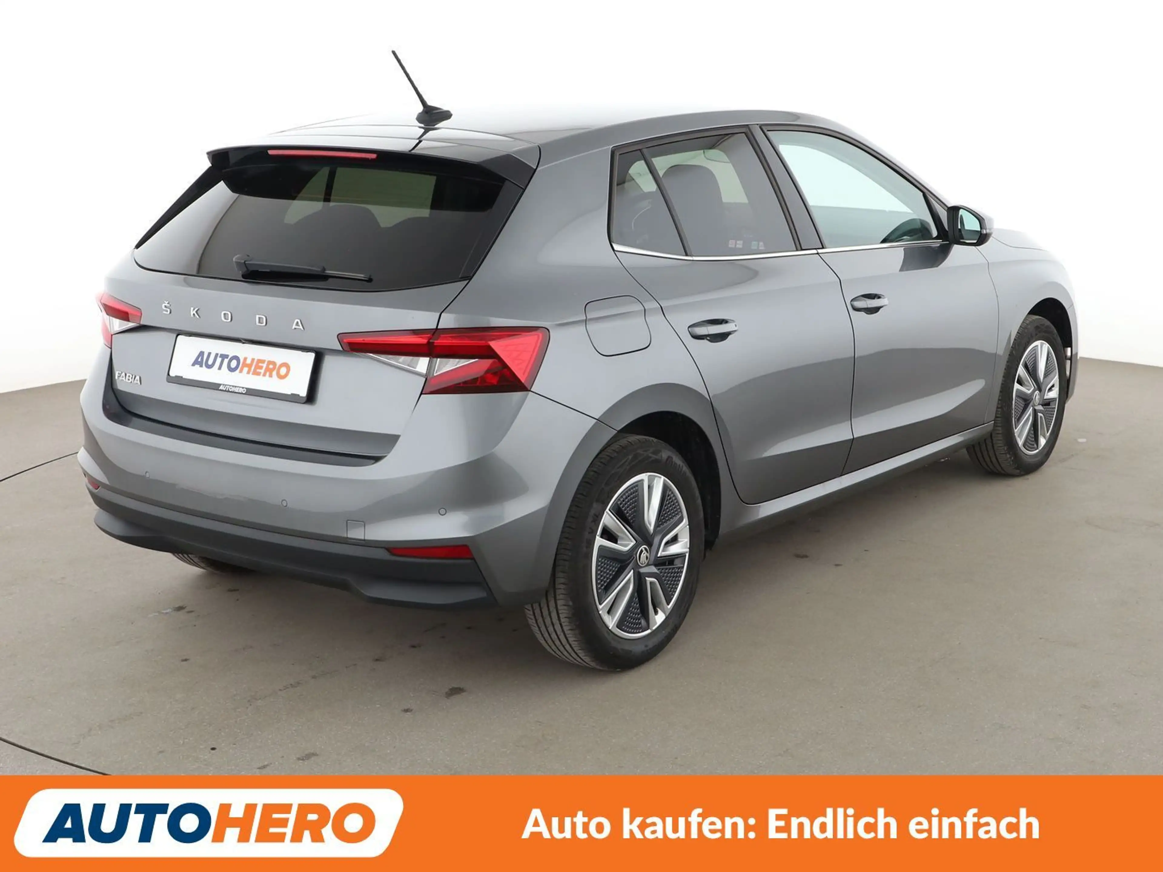 Skoda Fabia 1.0 TSI Style Aut.*LED*TEMPO*CAM*PDC*SHZ*KLIMA* — photo 6