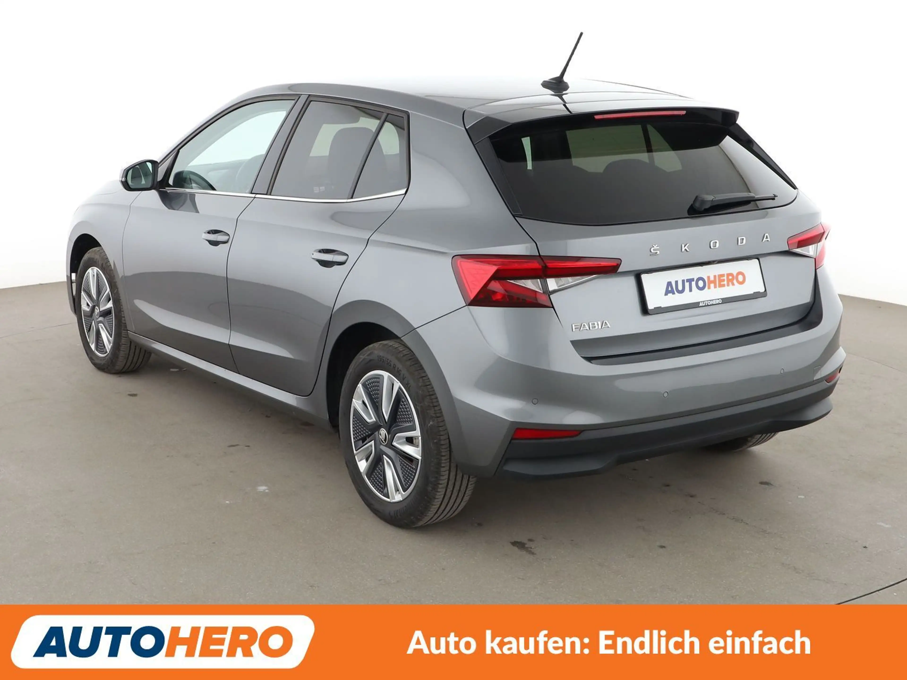 Skoda Fabia 1.0 TSI Style Aut.*LED*TEMPO*CAM*PDC*SHZ*KLIMA* — photo 4
