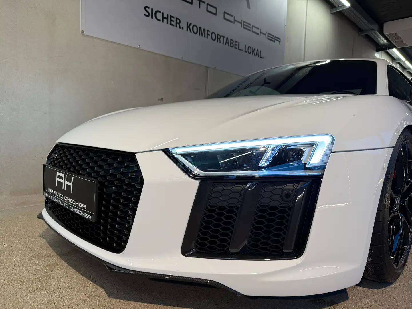 Audi R8 5.2 FSI RWS *1 of 999* *Carbon Weiß - 2