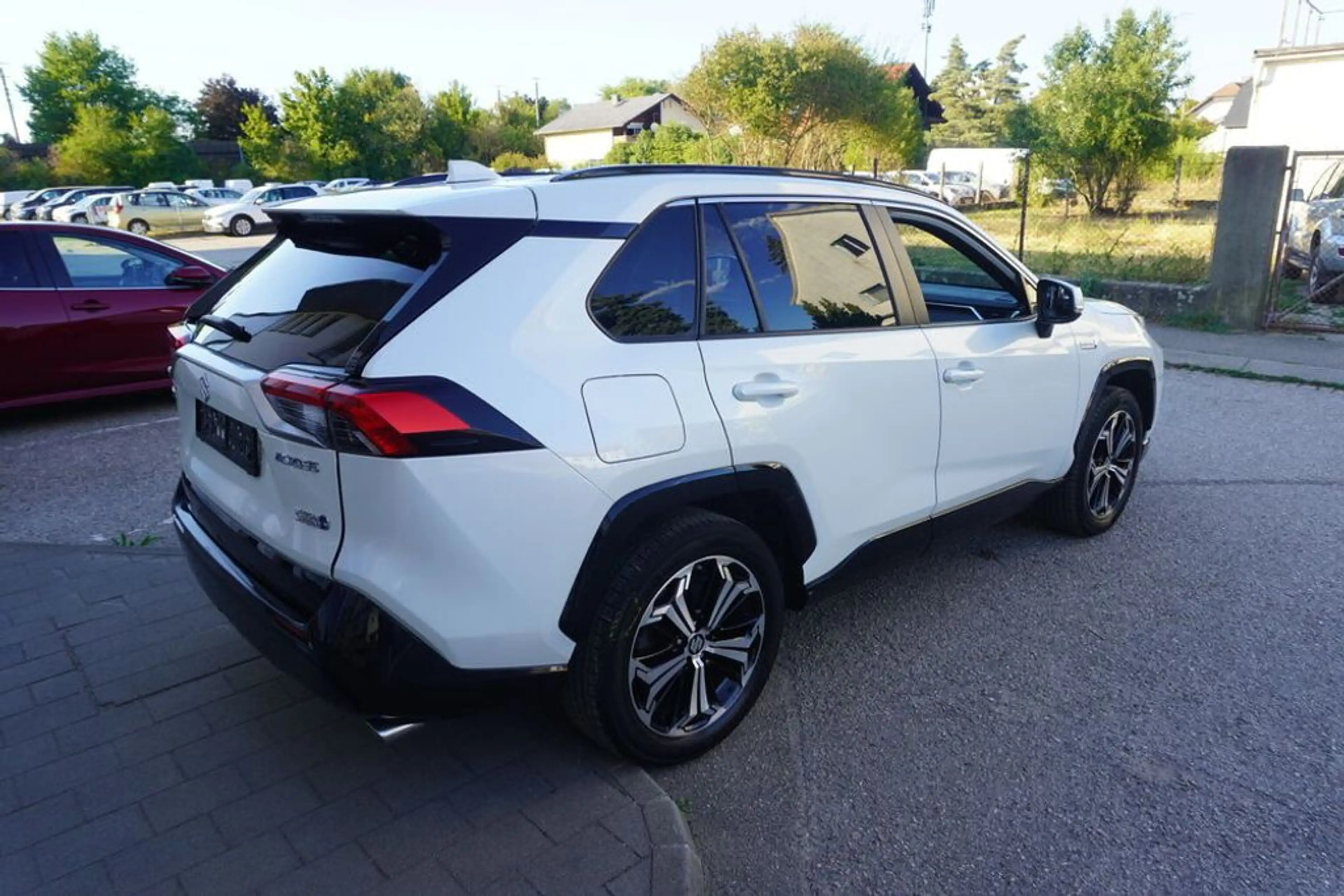 Suzuki Across 2.5 Plug-in Hybrid Flash E-Four — photo 6