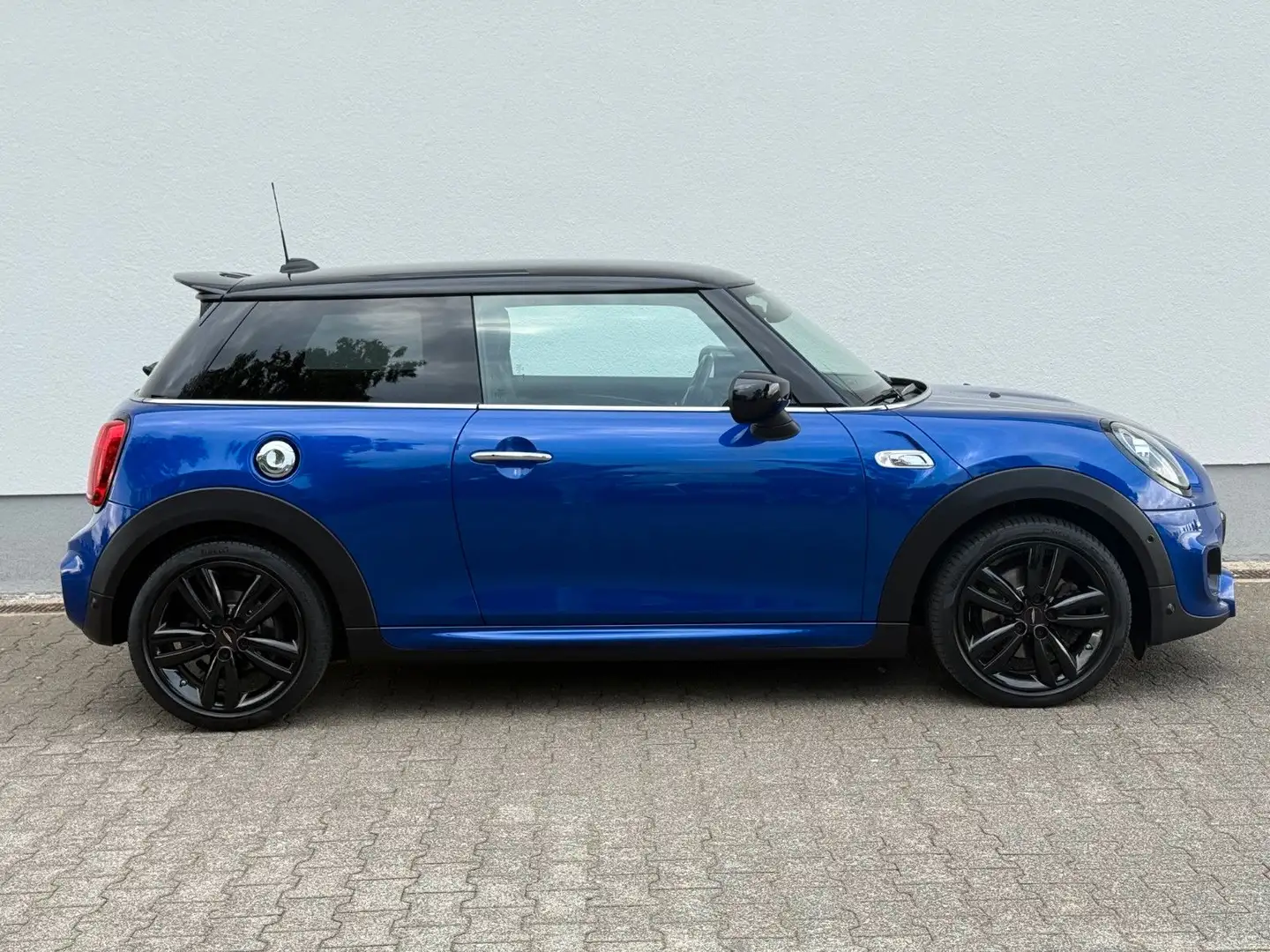 MINI Cooper S COOPER S 3-trg, JCW, LED, Virtual Cockpit, DAB+ Blau - 2