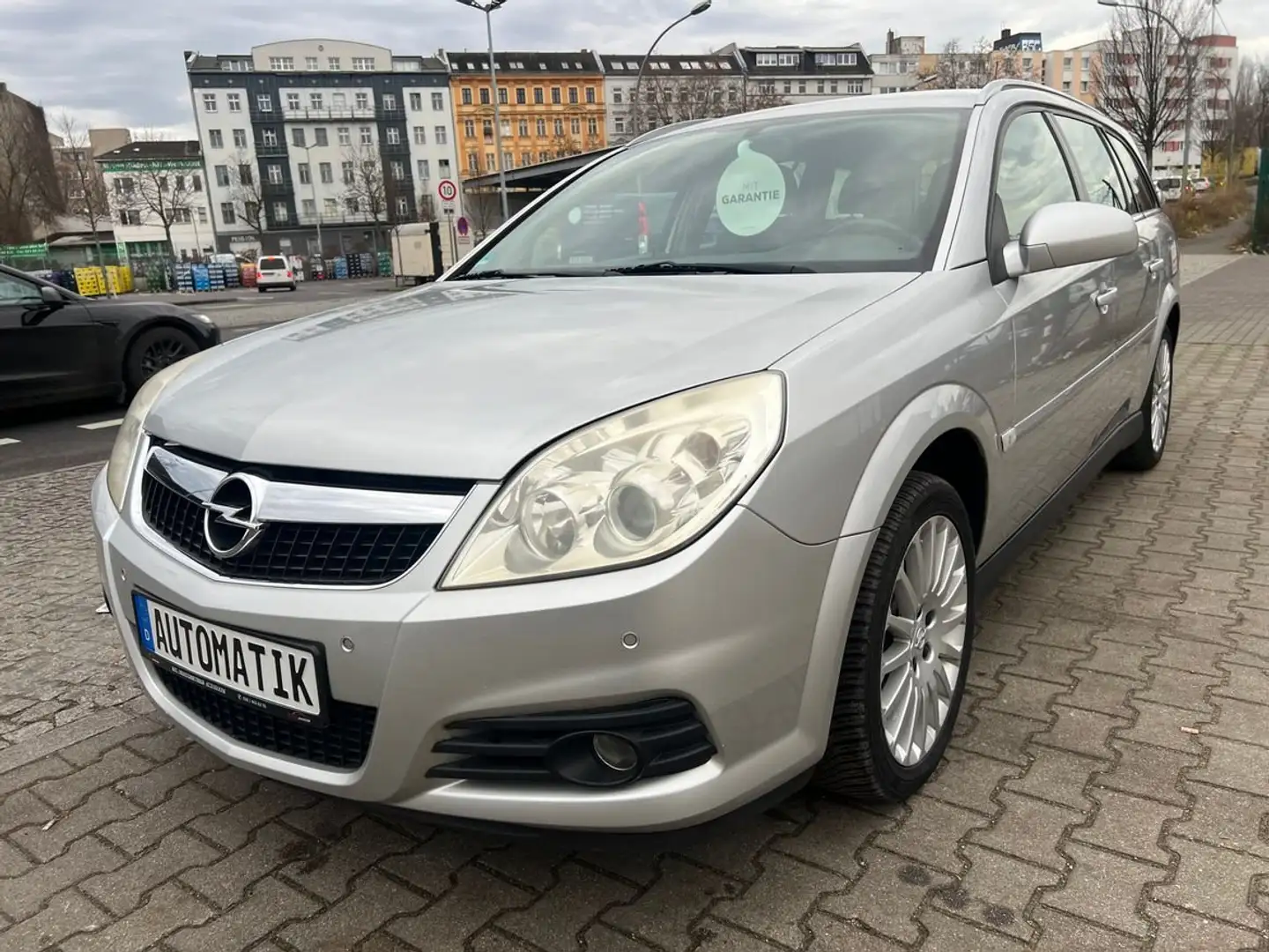 Opel Vectra Caravan Edition 2.2 Direct Automatik,Klima Grau - 2