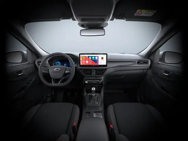 Ford Kuga view 3