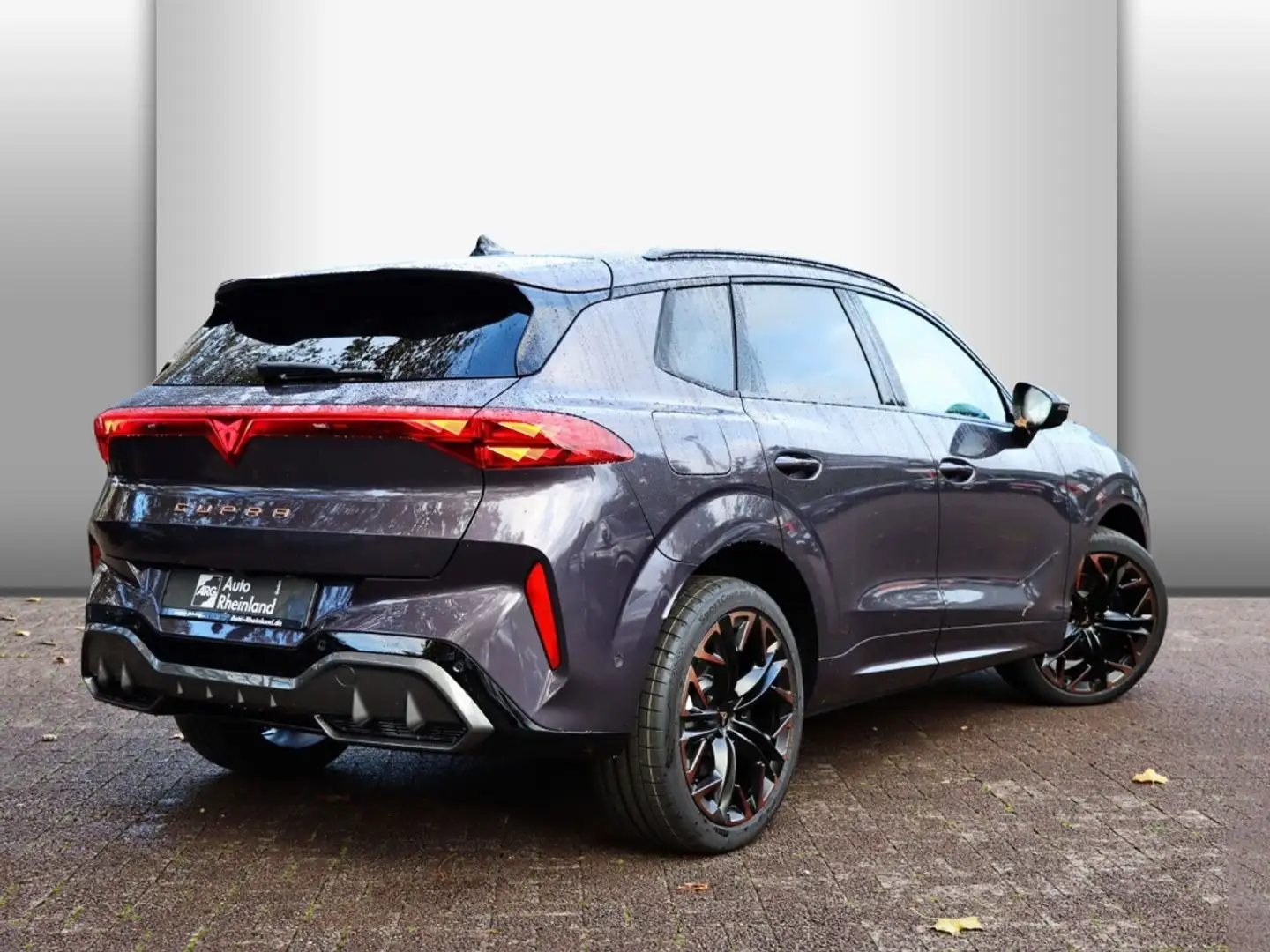 CUPRA Terramar VZ 1.5 e-Hybrid DSG PANO/LEDER/HEAD UP/KAMERA Violett - 2