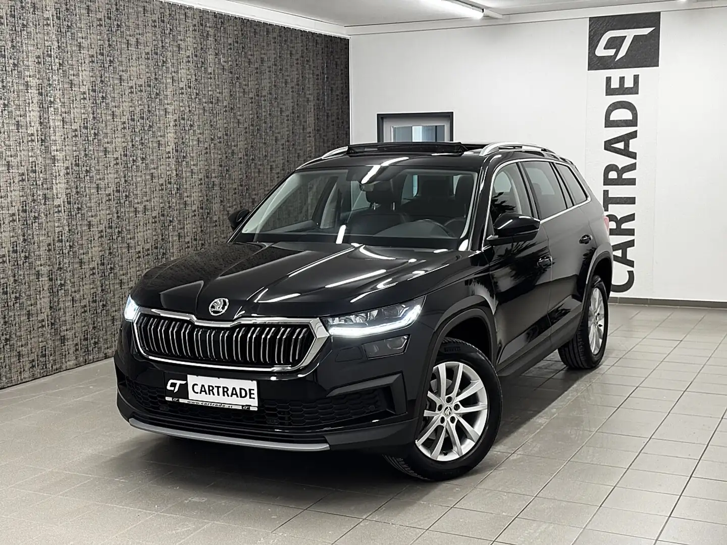 Skoda Kodiaq 2,0 TDI SCR 4x4 Style SC DSG / LED/ PANORAMAD./... Schwarz - 2