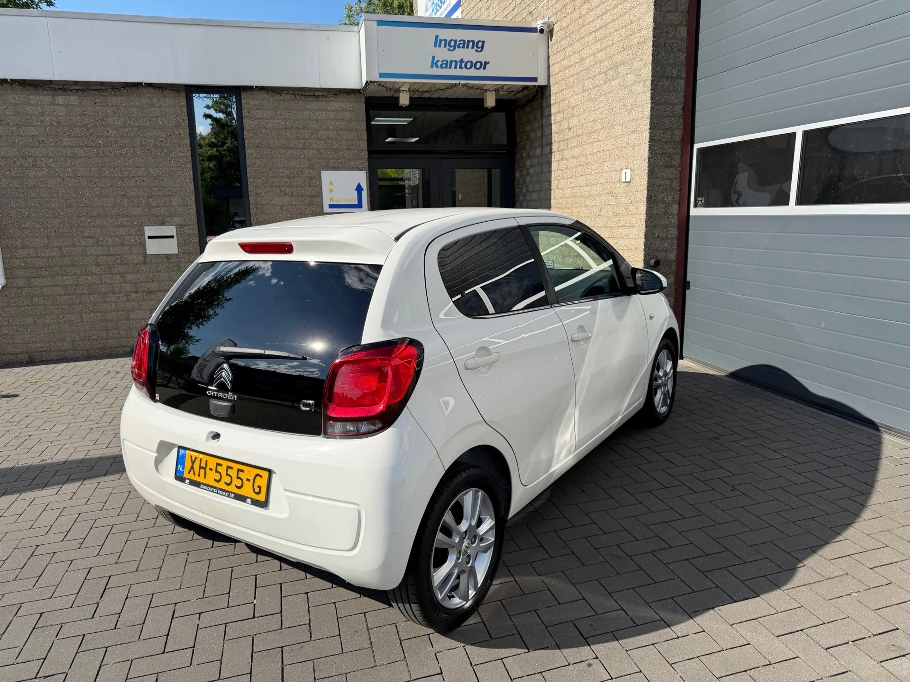 Citroen C1 1.0 VTi Feel — photo 8