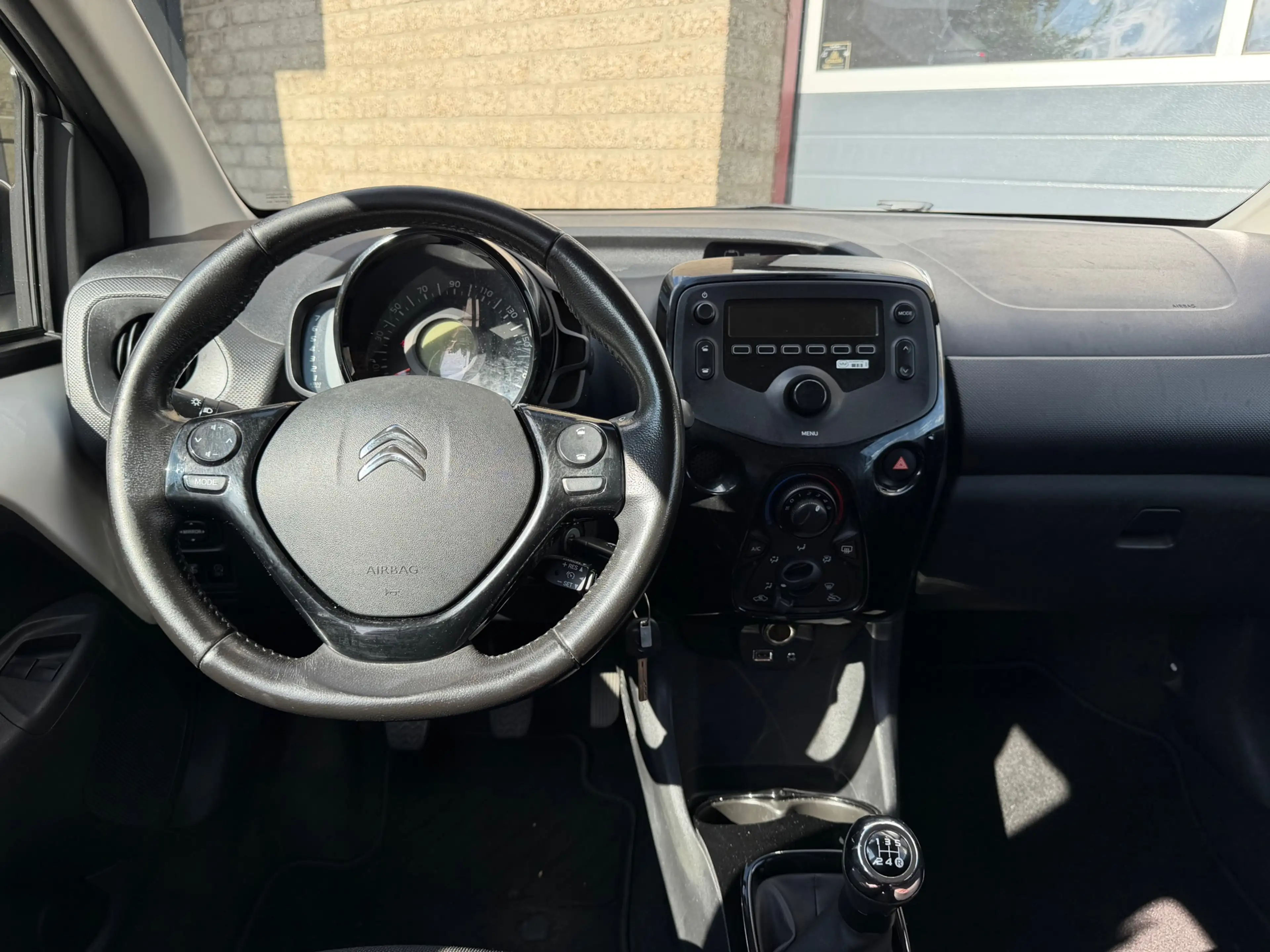 Citroen C1 1.0 VTi Feel — photo 9