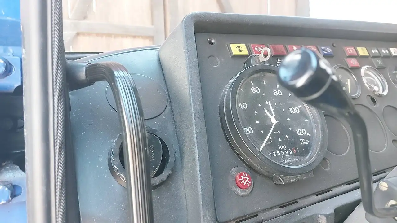 Iveco SO KFZ Zivilschutz FM 130 D9 FA, foto 9