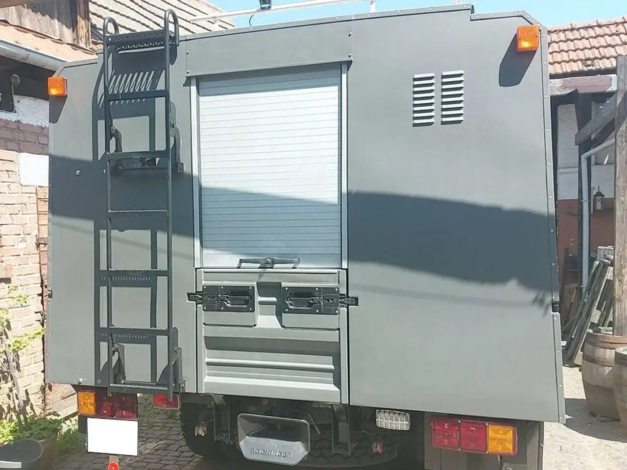 Iveco SO KFZ Zivilschutz FM 130 D9 FA, foto 2
