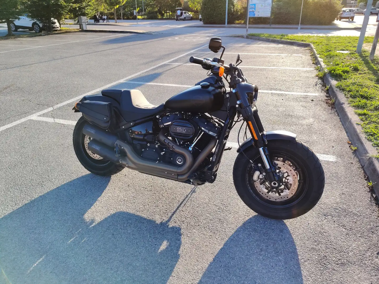 Harley-Davidson Fat Bob Černá - 1