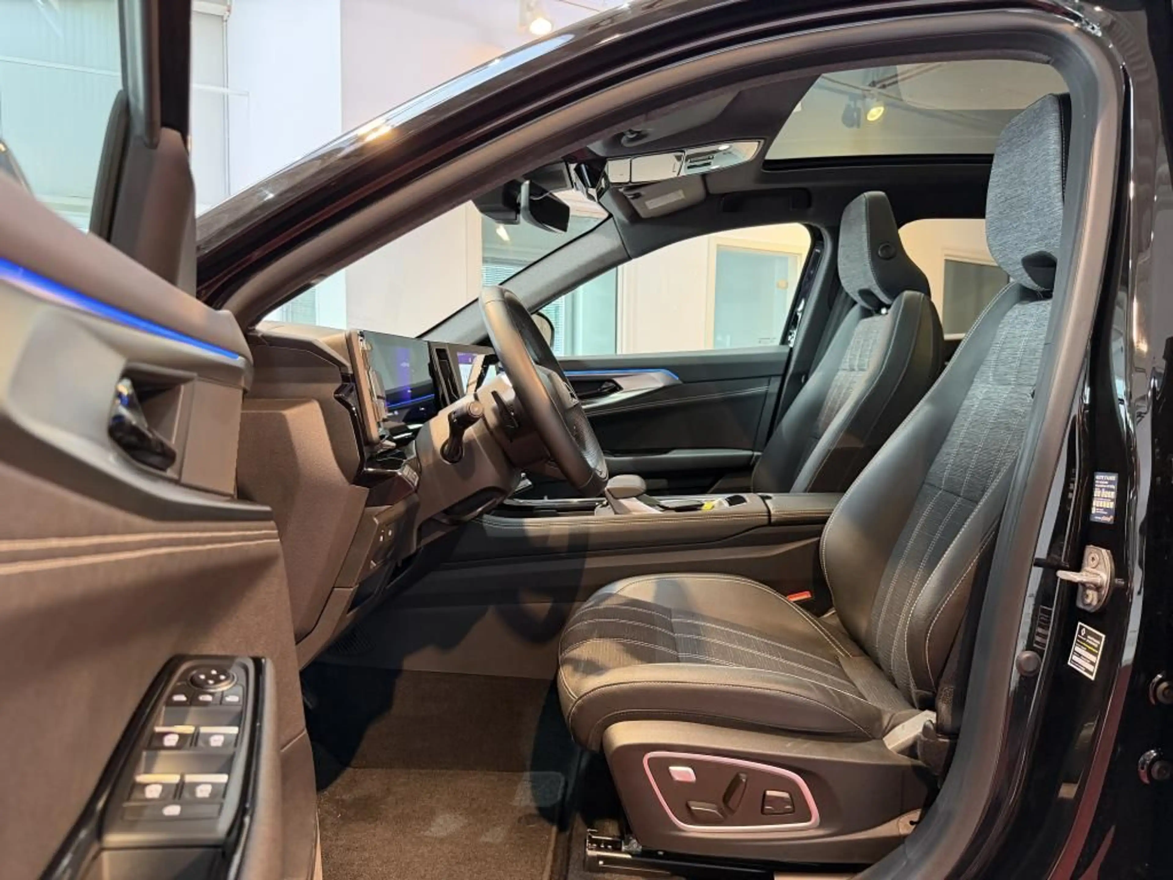 Renault Austral Mild Hybrid Techno *Navi*Virtual*Pano* — photo 10