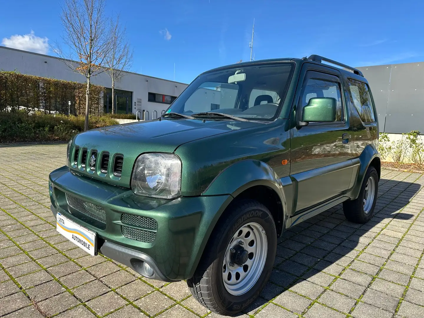 Suzuki Jimny Ranger/Klima/AHK/1.HAND/Org.44800KM/Garagw Grün - 1