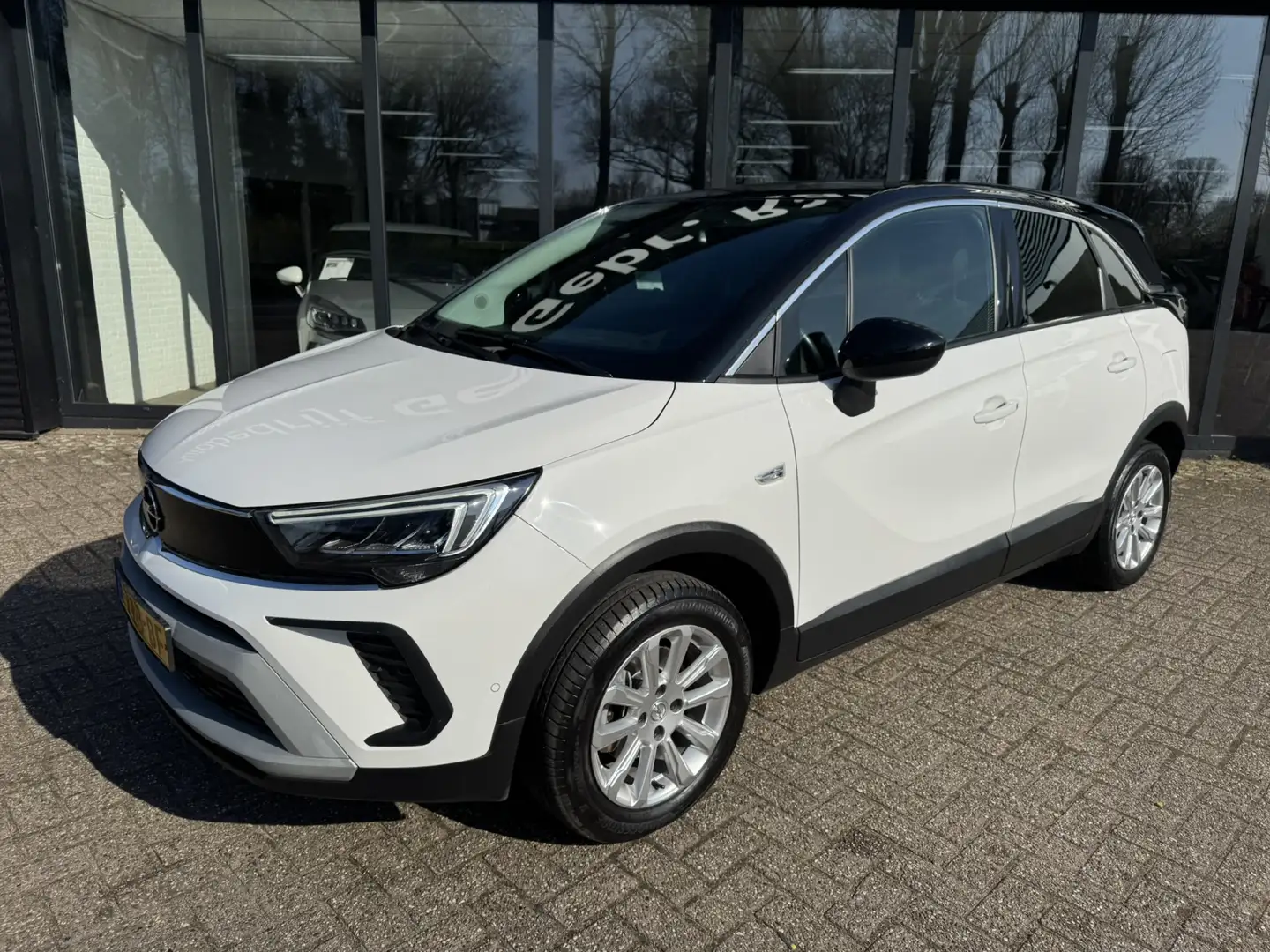 Opel Crossland 1.2 Turbo 130pk Elegance*Camera*Navi*Winterpakket* Wit - 2
