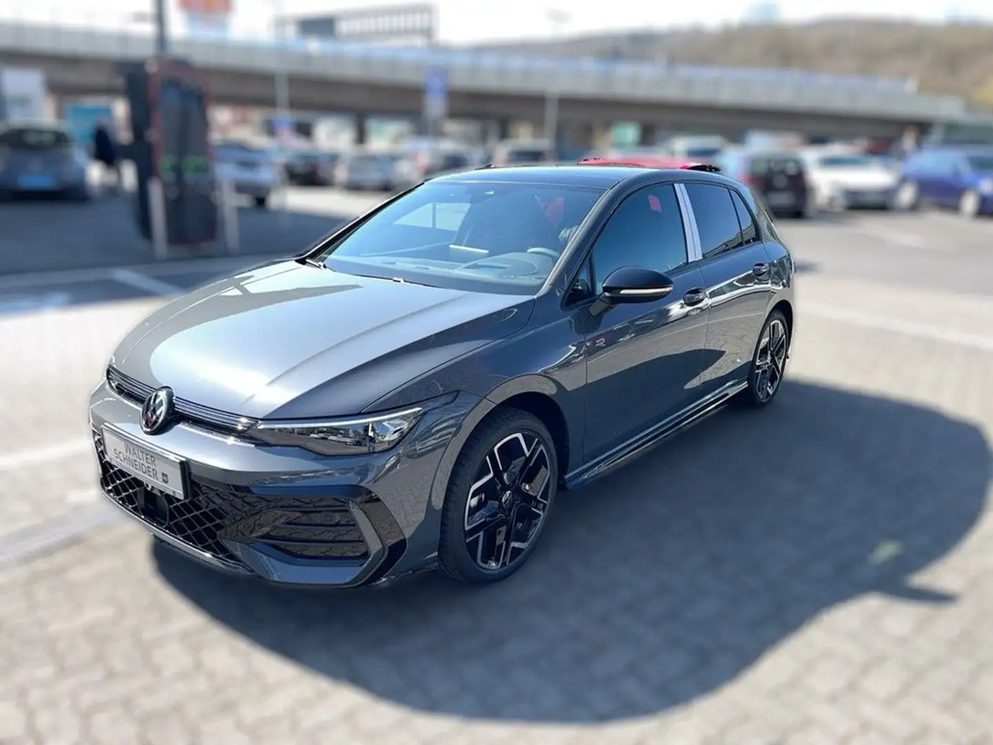Volkswagen Golf R-Line 1,5 l eTSI DSG AHK Pano Grau - 2