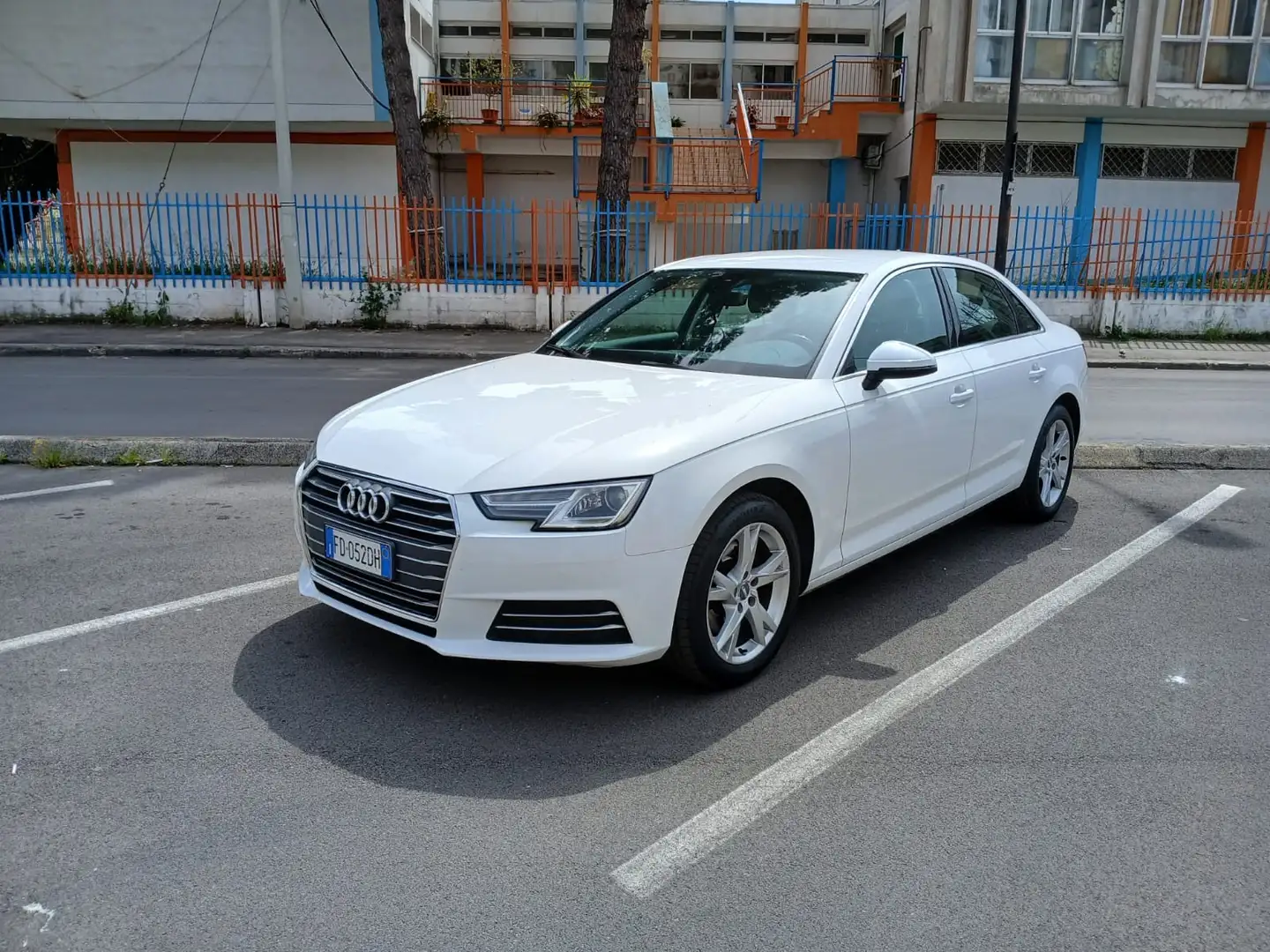 Audi A4 berlina 150 cv - 1