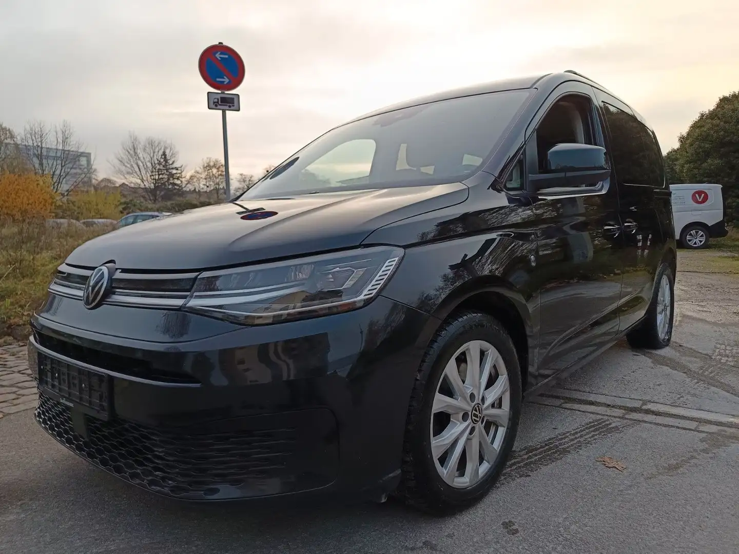 Volkswagen Caddy Life Noir - 1