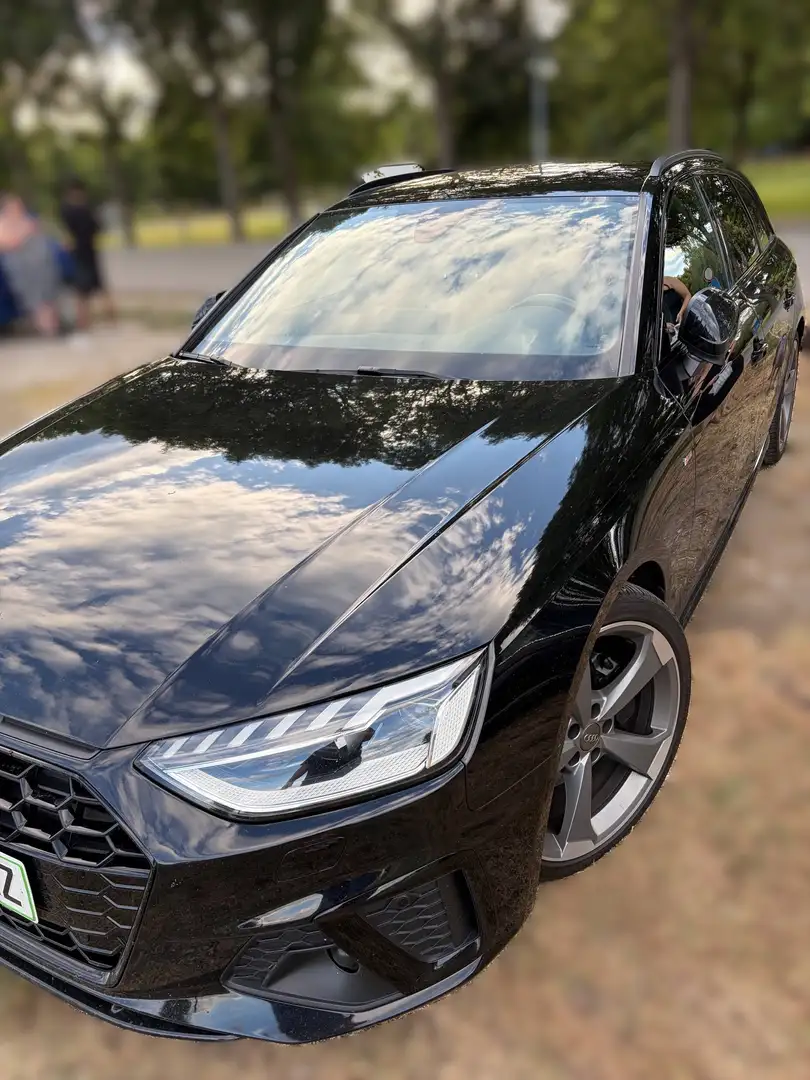 Audi A4 allroad A4 Allroad quattro 2,0 TDI quattro S-tronic Allroad Schwarz - 1