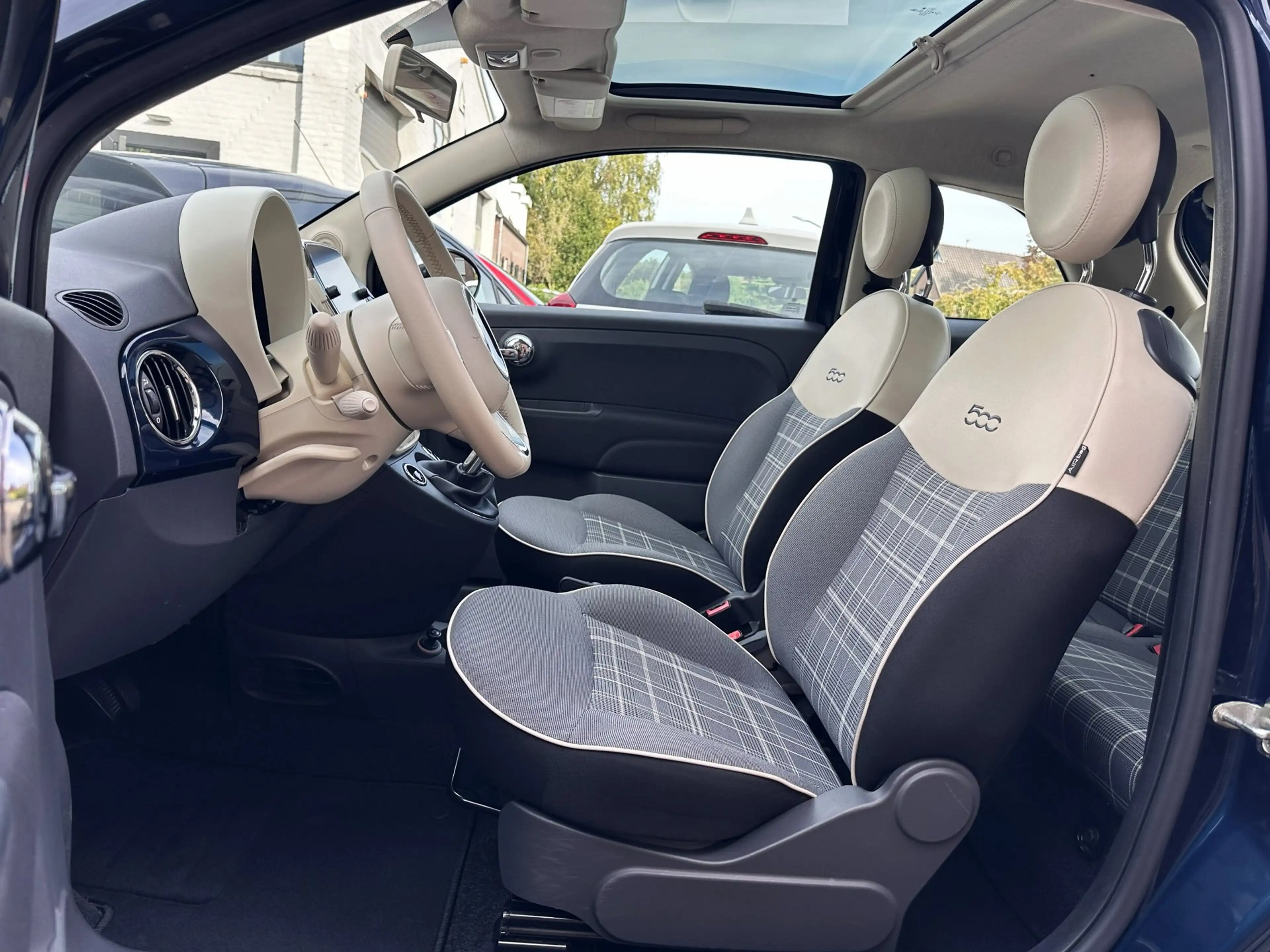 Fiat 500 1.2 Lounge Clima Cruise Navi Pano Groot Scherm PDC — photo 7