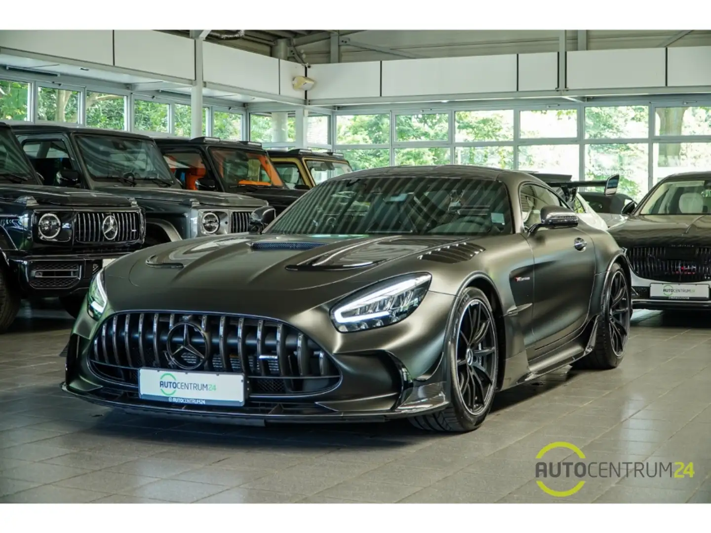 Mercedes-Benz AMG GT Black Series Coupe Carbon Schwarz - 2