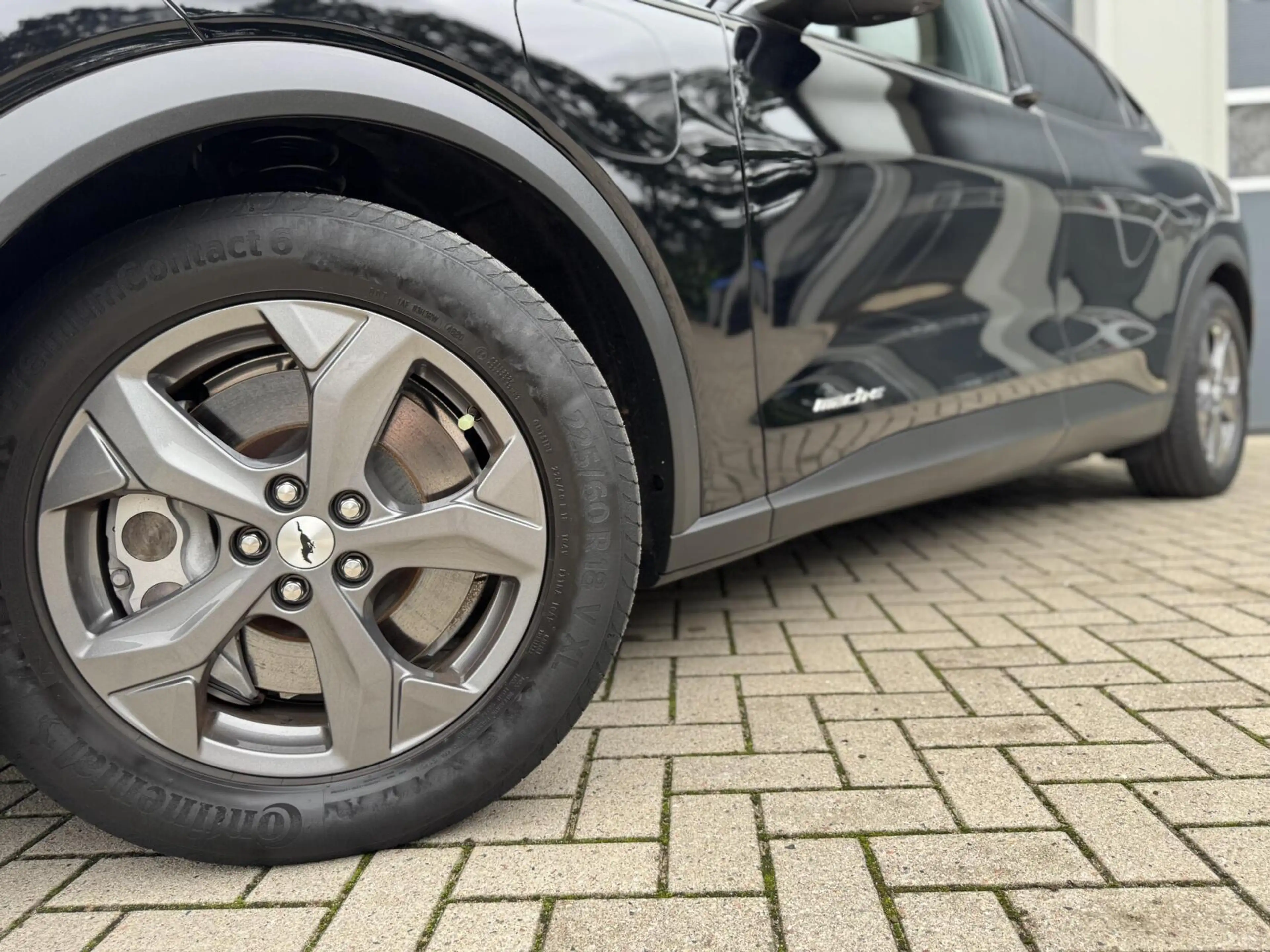 Ford Mustang Mach-E RWD 75 kWh 95% SOH| 360 Camera | Panorama | Leder — photo 23