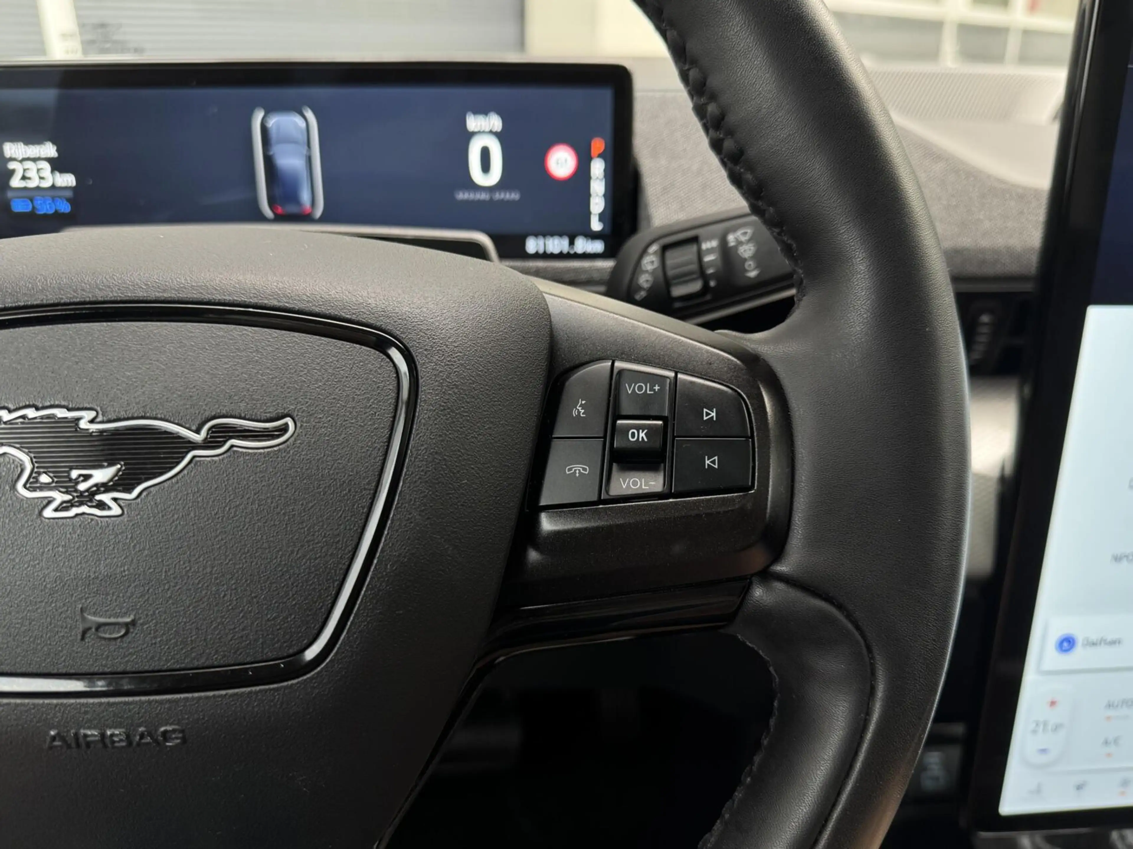 Ford Mustang Mach-E RWD 75 kWh 95% SOH| 360 Camera | Panorama | Leder — photo 13