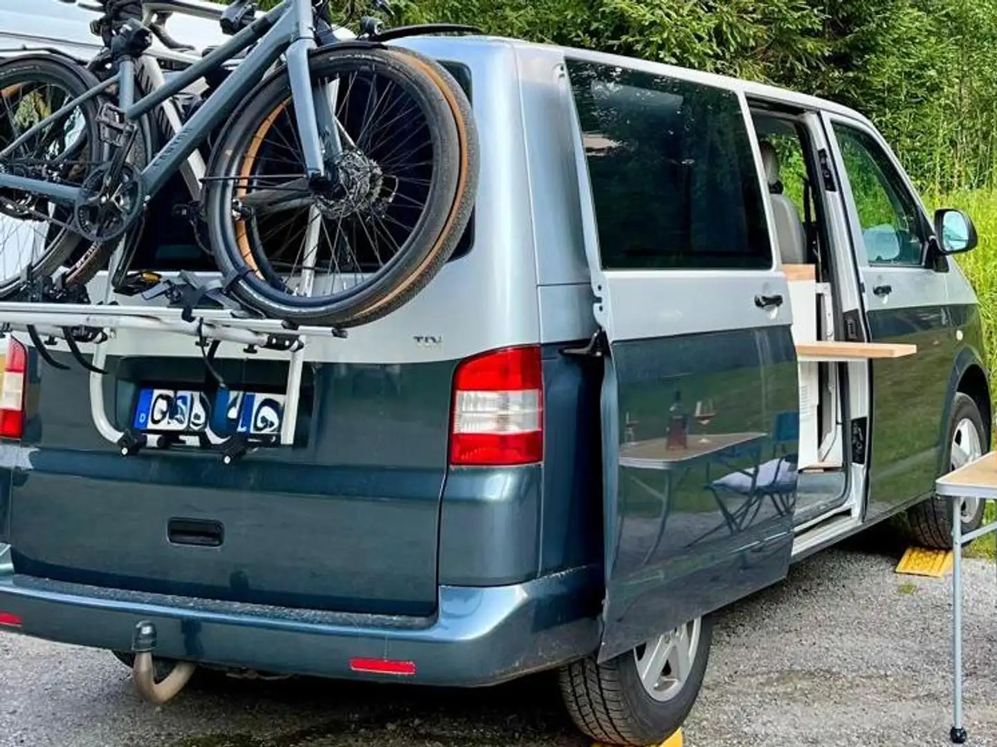 Volkswagen T5 Transporter Camper Silber - 1
