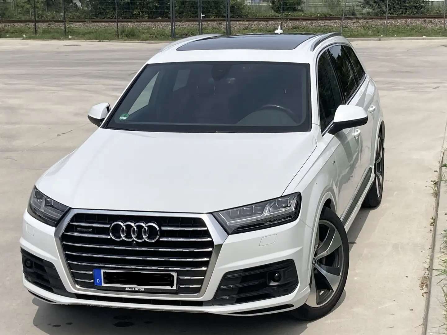 Second hand Audi Q7 3.0