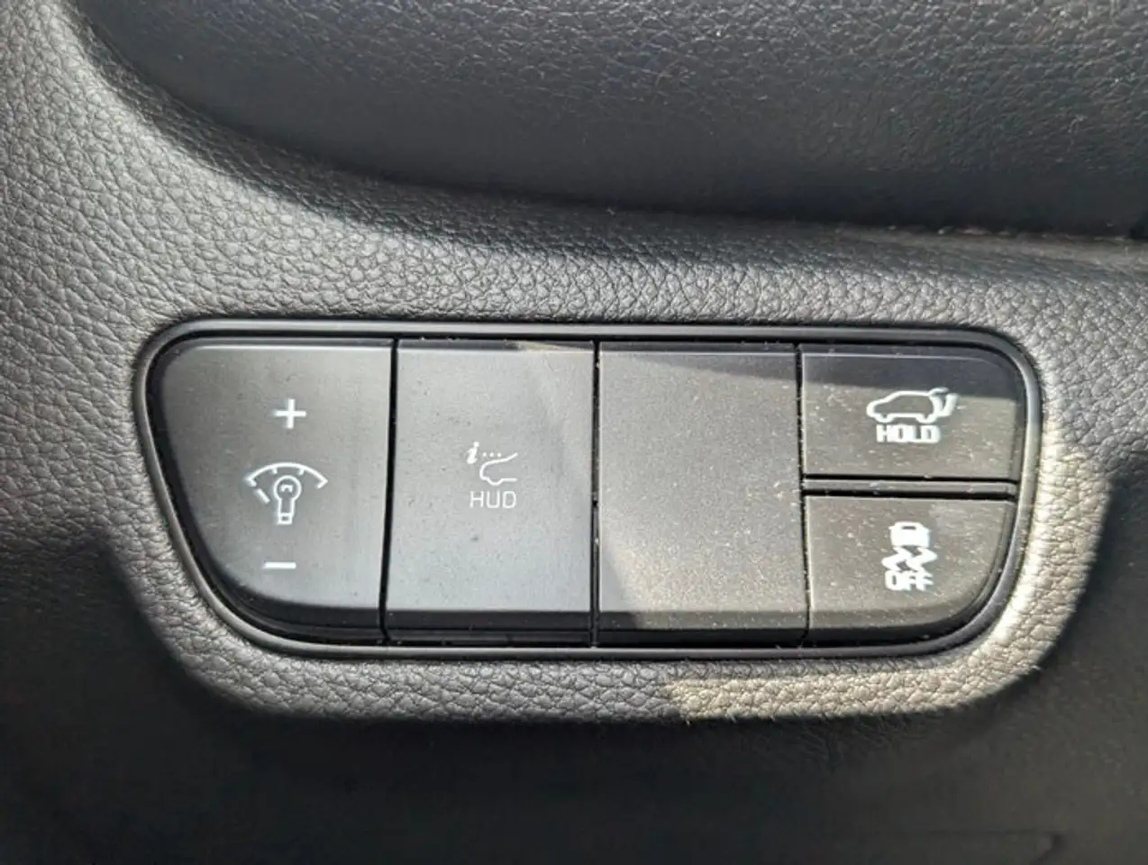 Kia Seltos photo Kia Seltos