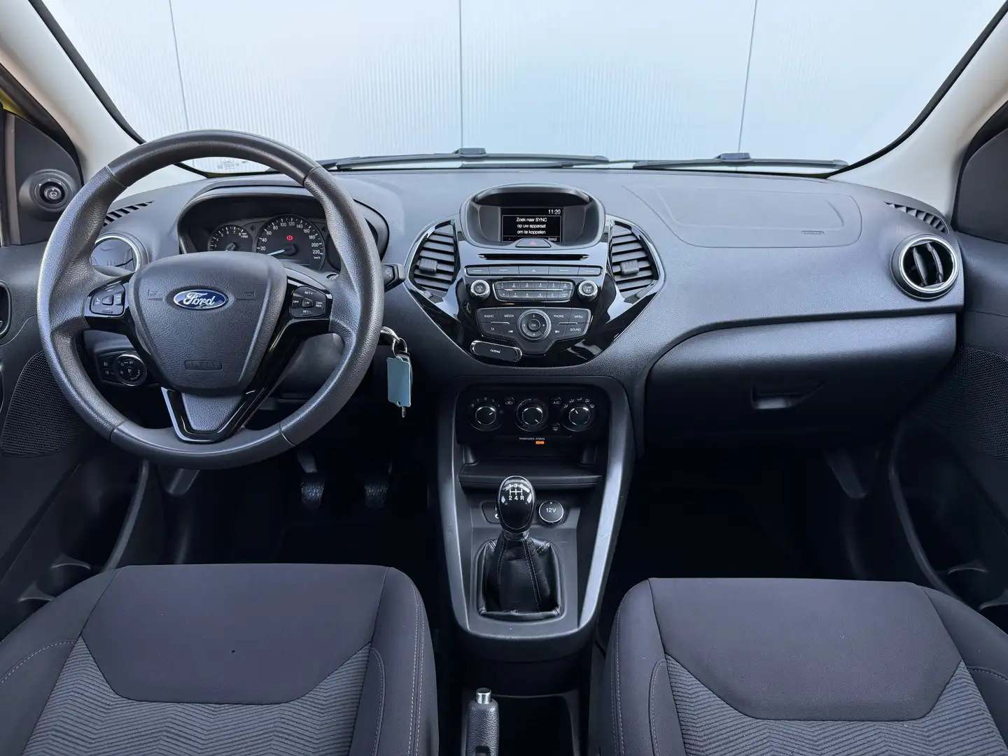 Ford Ka/Ka+ 1.2 Trend Ultimate Airco/Bluetooth/16 Inch. Jaune - 2