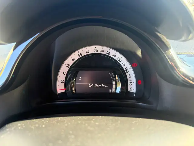 Renault Twingo view 10