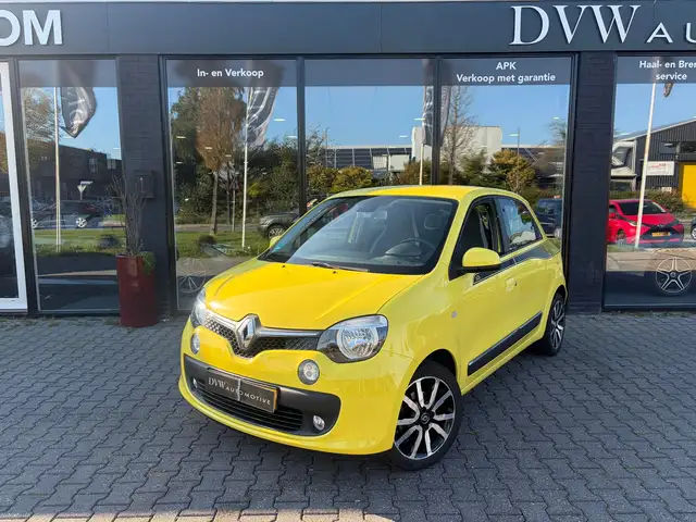 2015 Renault Twingo in Yellow for sale