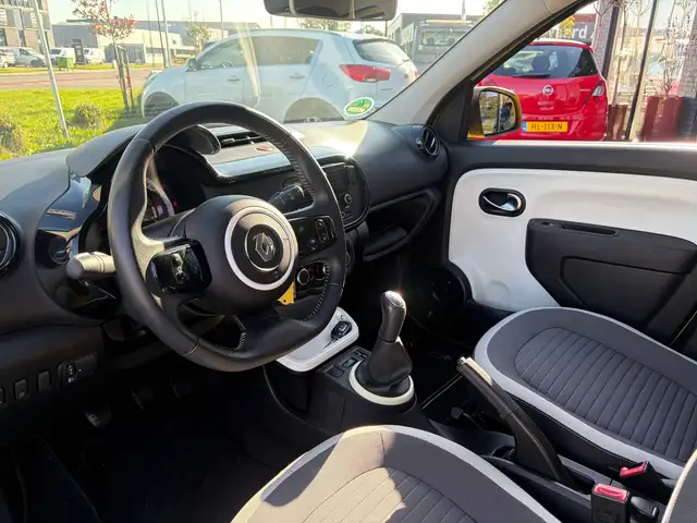 Renault Twingo view 7