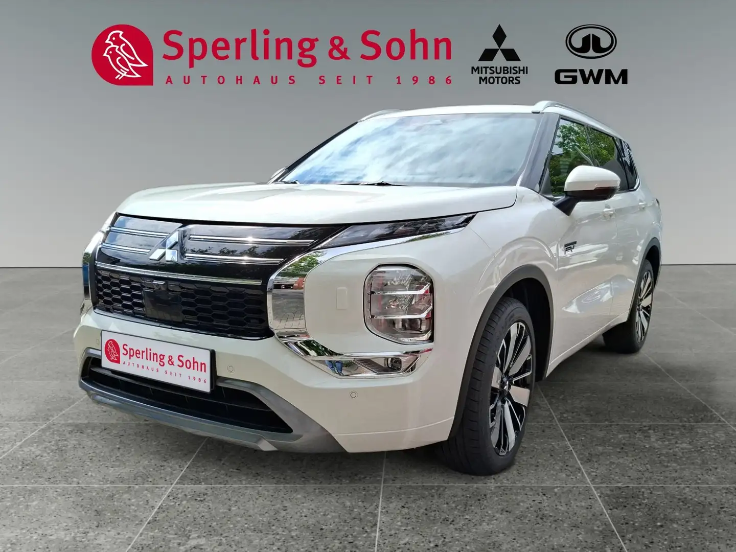 Mitsubishi Outlander 2.4 4WD Top Plug-In Hybrid Luxury Weiß - 1