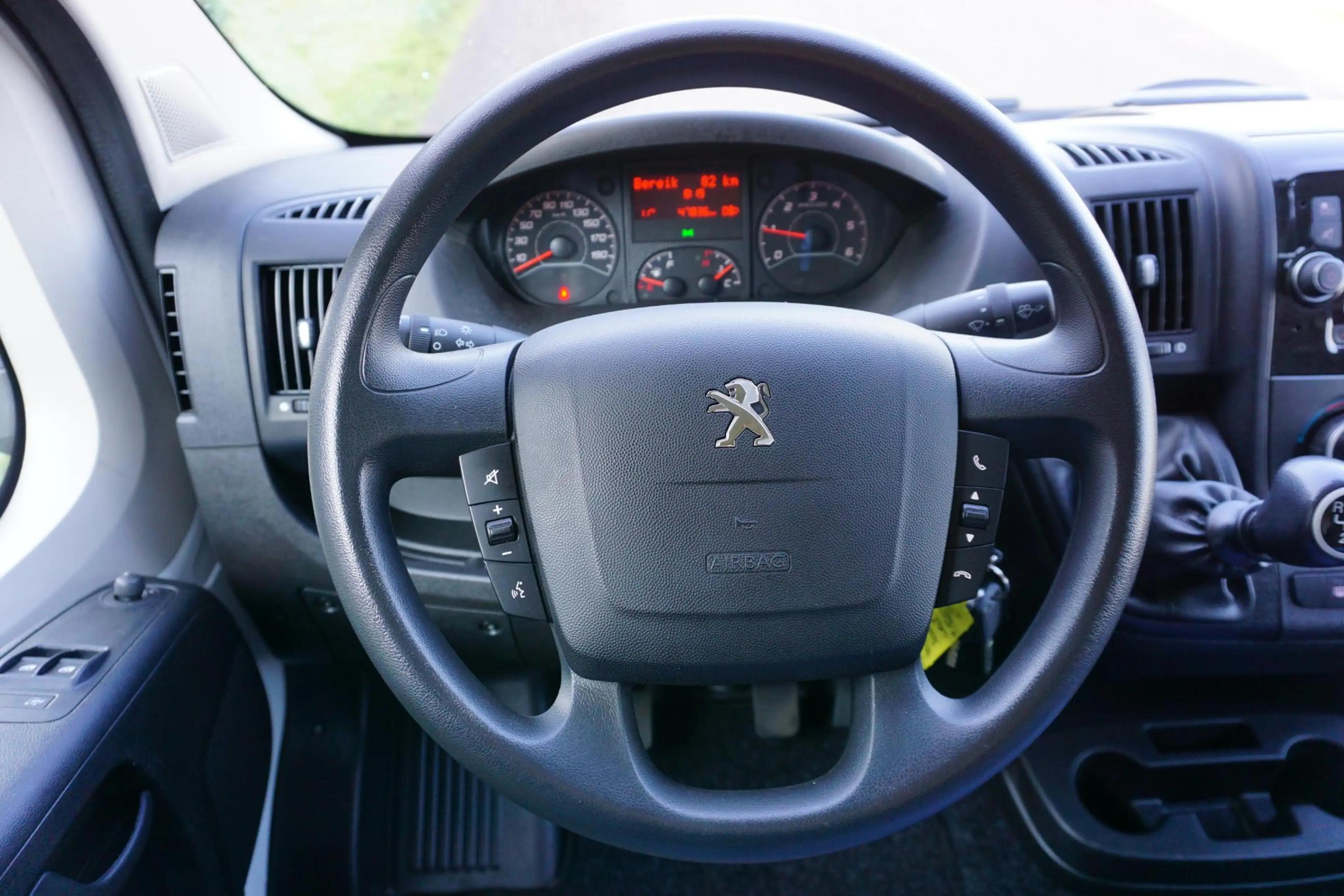 Peugeot Boxer 435 2.2 BlueHDi 165 L4H2 Zwaar Premium in Topstaat — photo 7