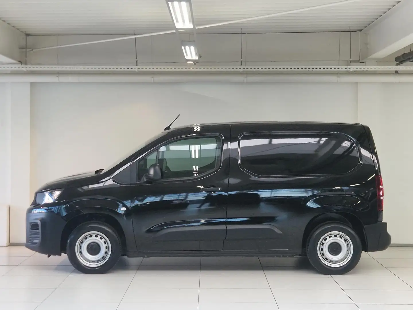 Peugeot Partner 1.5 BlueHDI Premium 3-Zits | Betimmering | Achteru Zwart - 2