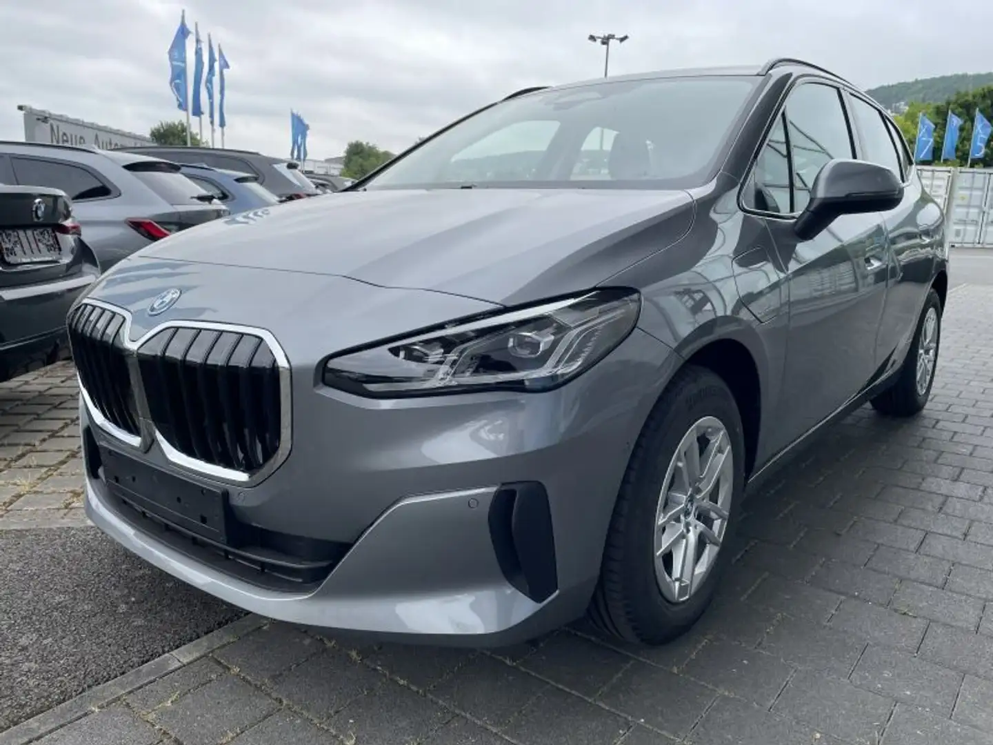 BMW 225 e xDrive Gris - 1
