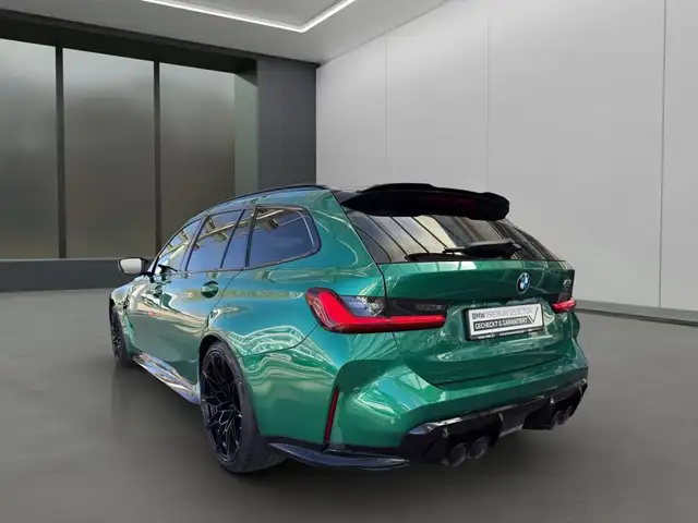 BMW M3 view 4